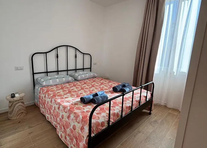 Maris Apartments & Bedrooms